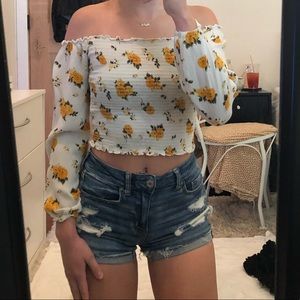 hollister off shoulder crop top